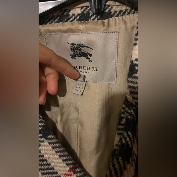 Authentic Burberry Plaid Coat - Picture 4 of 4